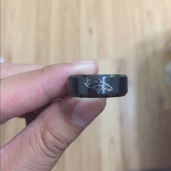 Denver Broncos Black Ring - Picture 3 of 5